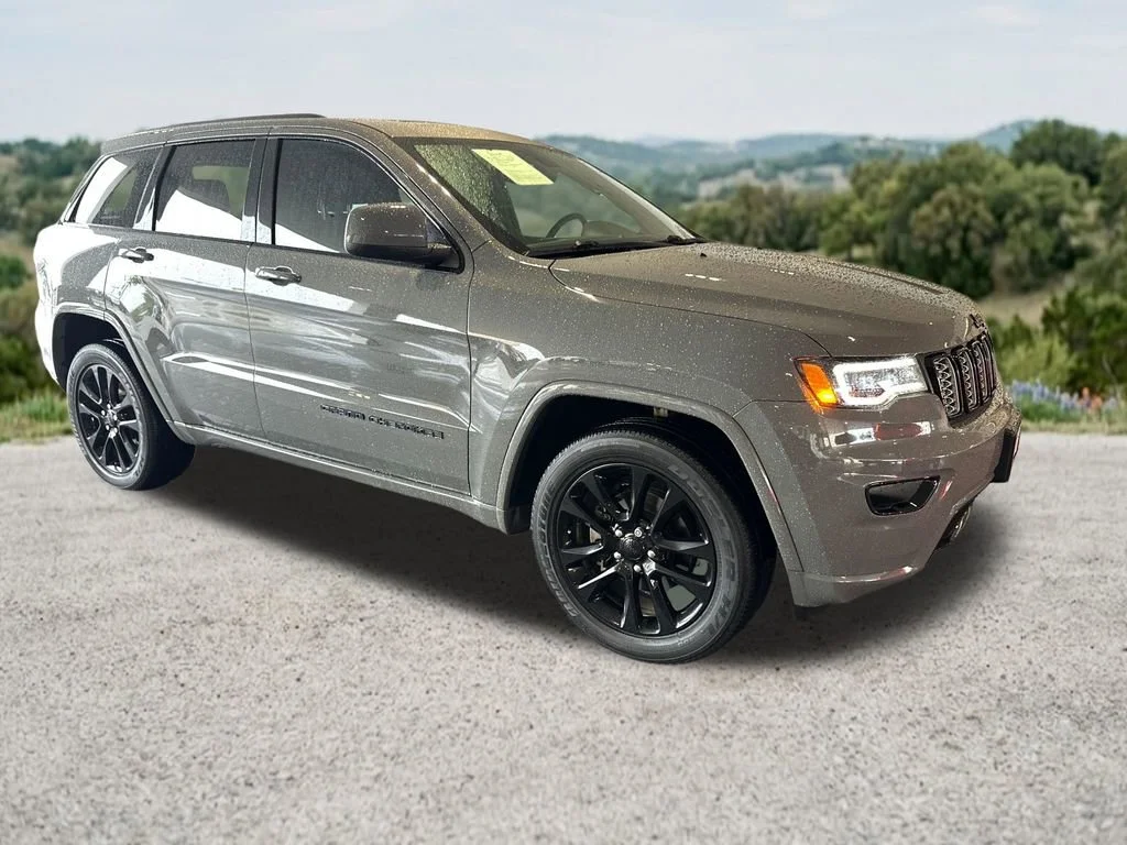 2020 Jeep Grand Cherokee Altitude 4WD's photo