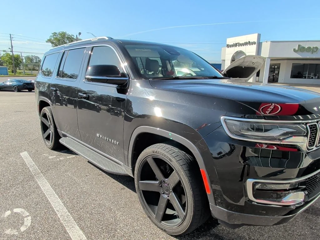Used 2022 Black Jeep Series II image 2