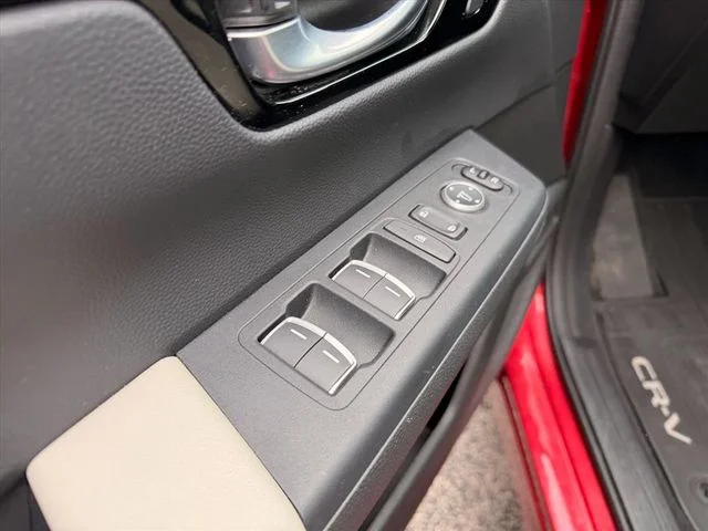 Used 2024 Red Honda EX-L image 13