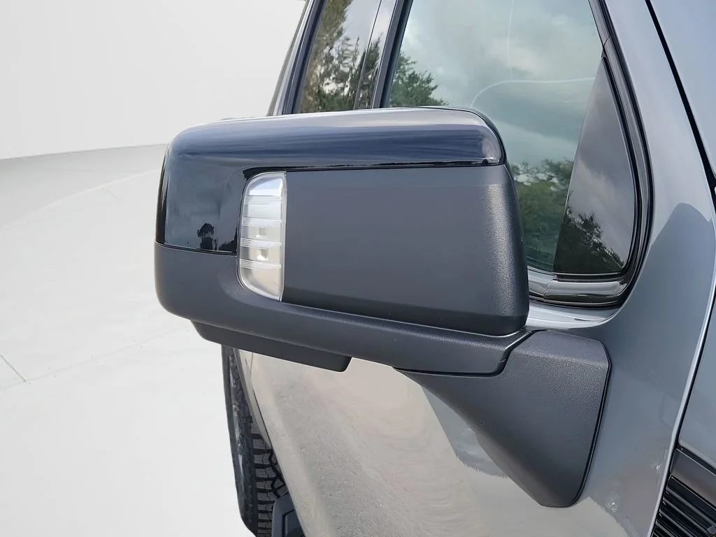 New 2026 Sterling Metallic GMC AT4X image 21