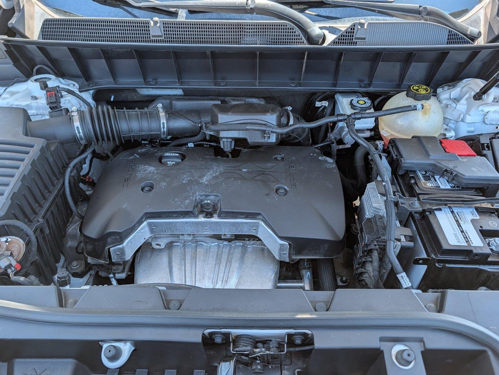 Used 2019 Summit White GMC SLE image 35