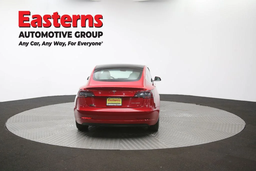 Used 2018 Red Tesla Long Range image 35