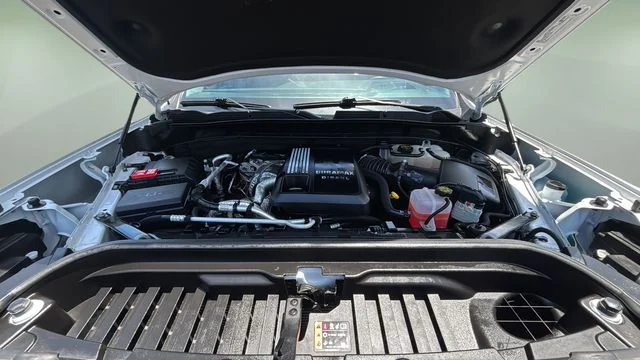 Used 2024 White GMC Denali image 33