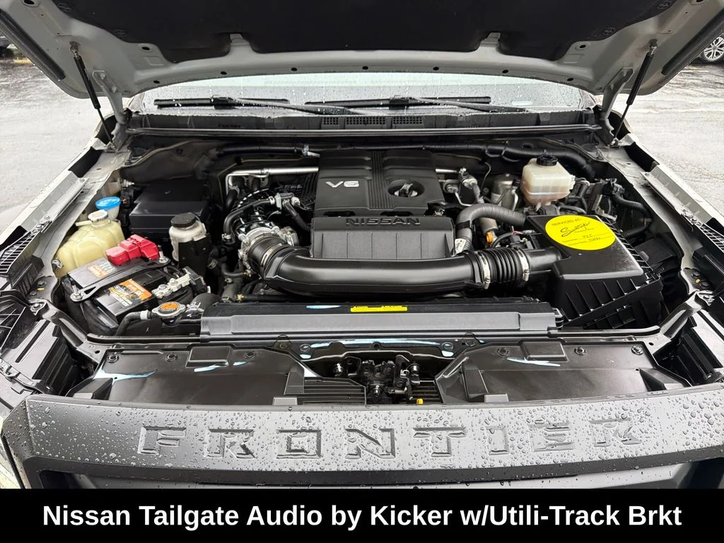 Used 2022 Beige Nissan PRO-4X image 29