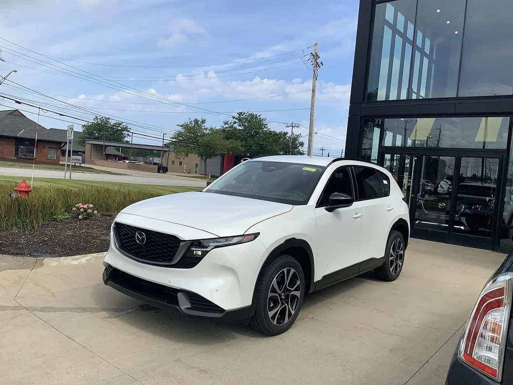 New 2026 Rhodium White Metallic Mazda 2.5 S Preferred AWD image 3