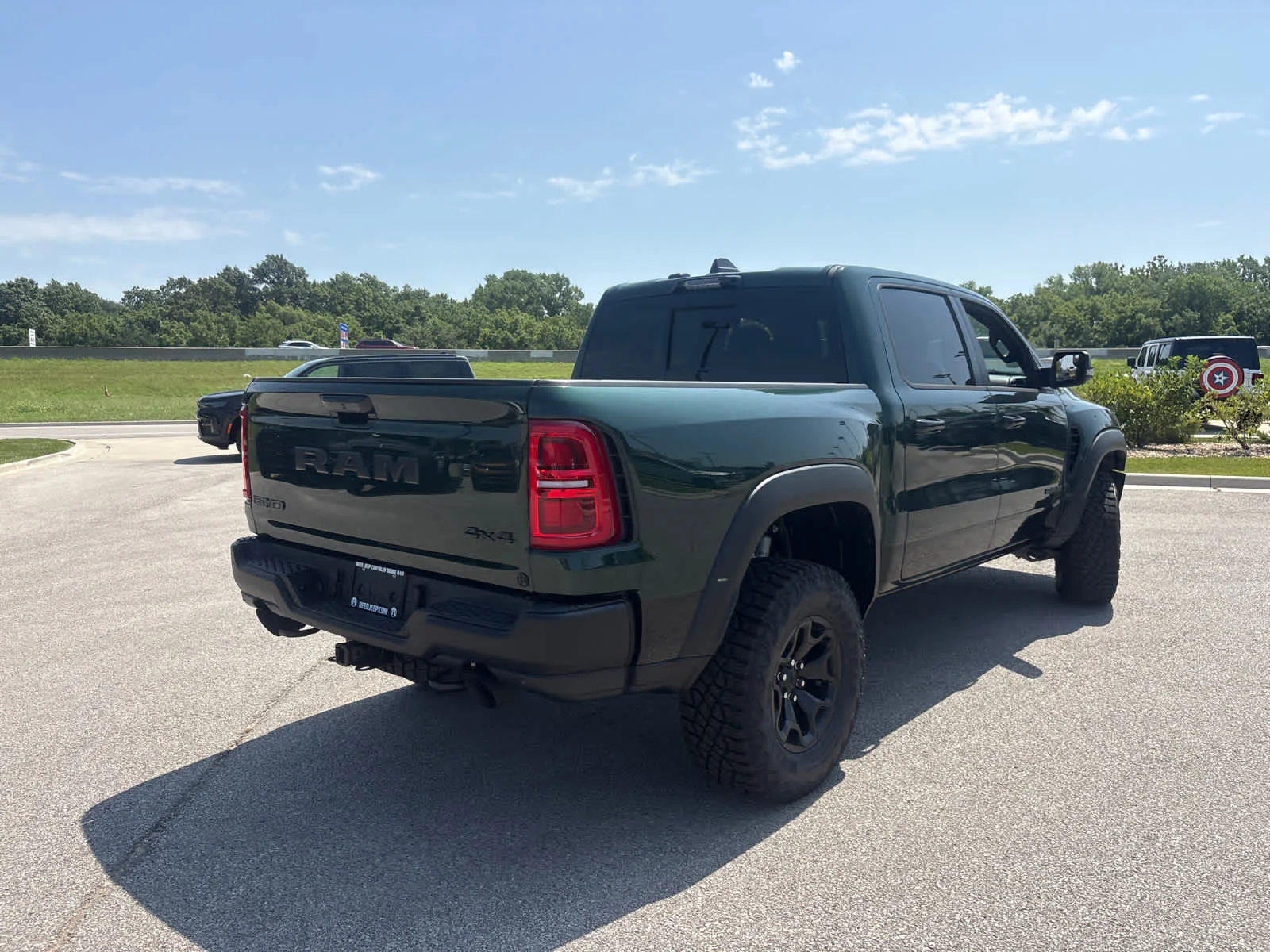 New 2026 Serrano-Green Metallic Exterior Paint RAM RHO image 10