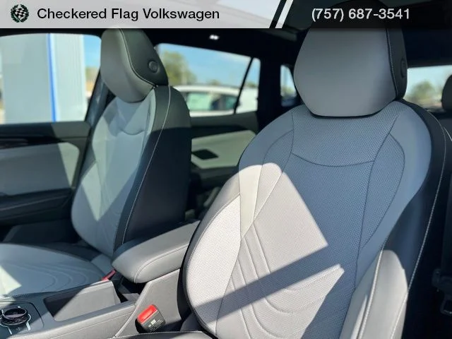 New 2026 Gray Volkswagen 2.0T SE R-Line Black image 24