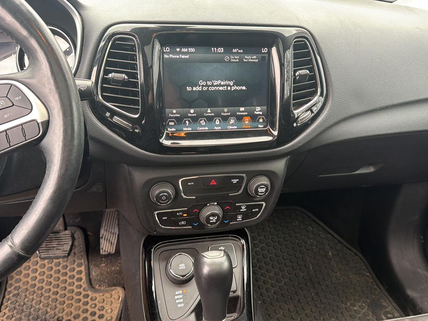 Used 2019 Pearl White Tri-Coat Jeep Limited image 17