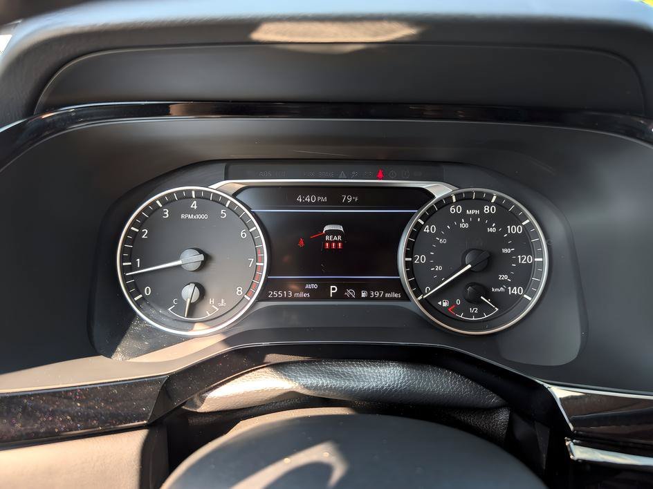 Used 2025 Glacier White Nissan SV image 17