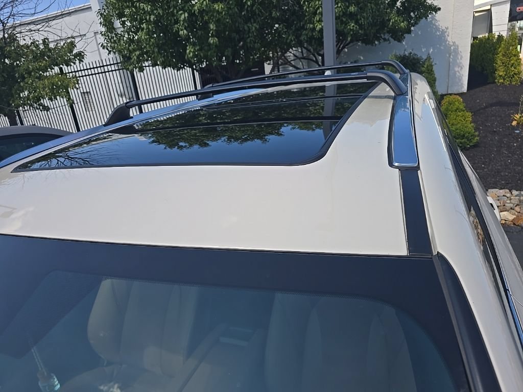 Used 2024 Off-white Toyota Hybrid Platinum MAX image 15