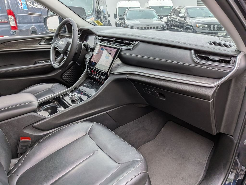 Used 2023 Black Jeep Limited image 28