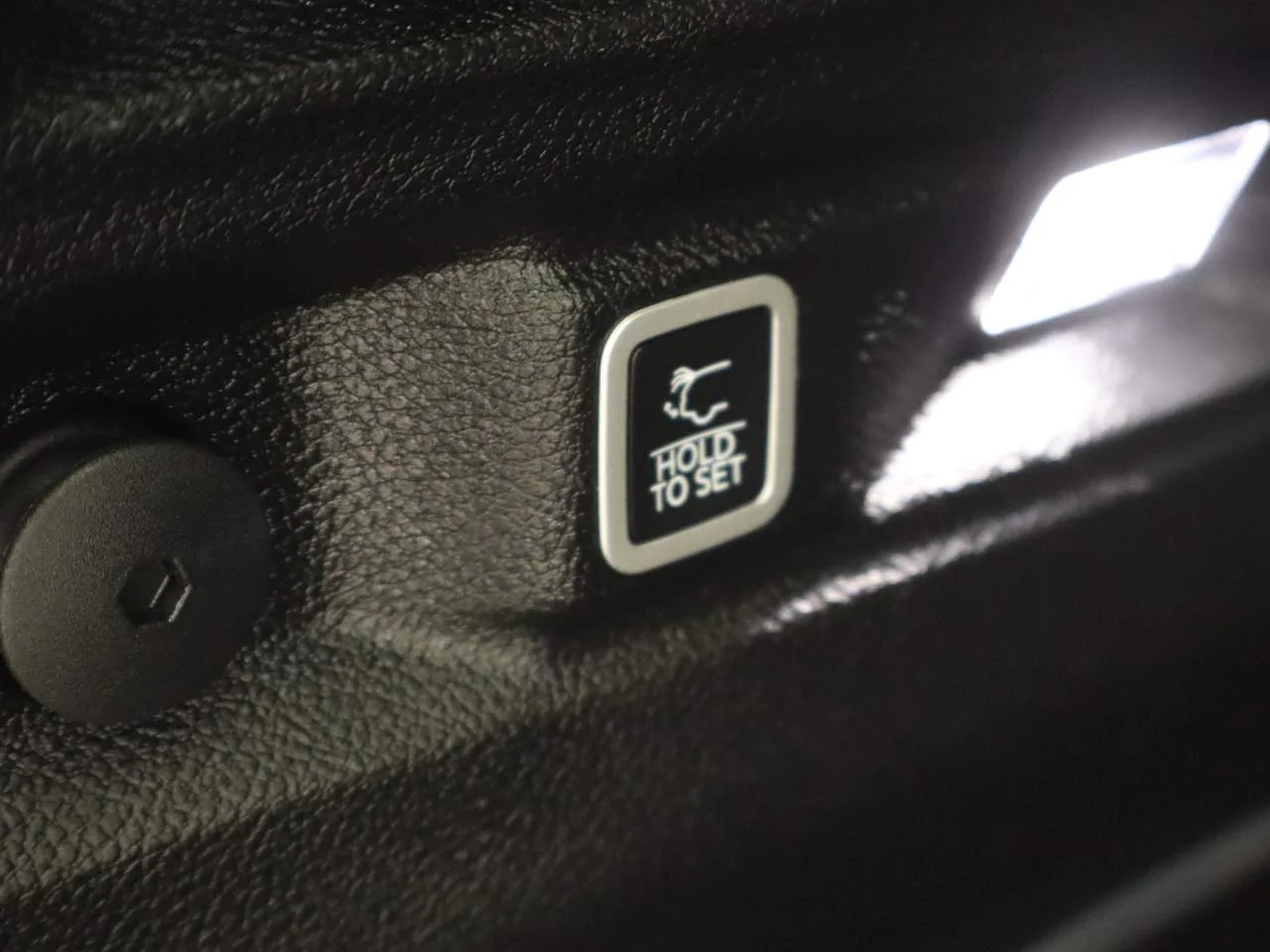 Certified Used 2021 Diamond Black Jeep Limited image 22