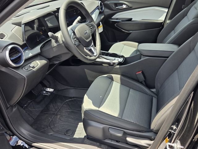 2026 Chevrolet Trax LT - Photo 6