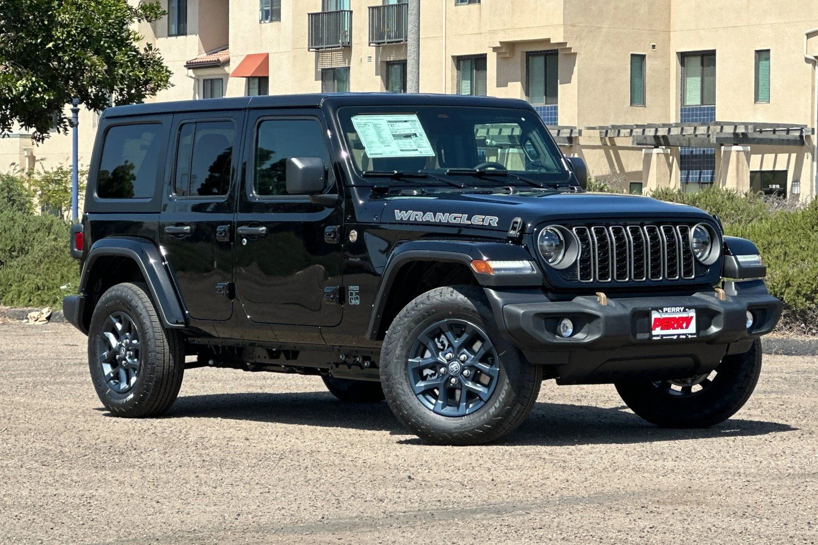 New 2026 Black Clear-Coat Exterior Paint Jeep 85th Anniversary Edition image 1