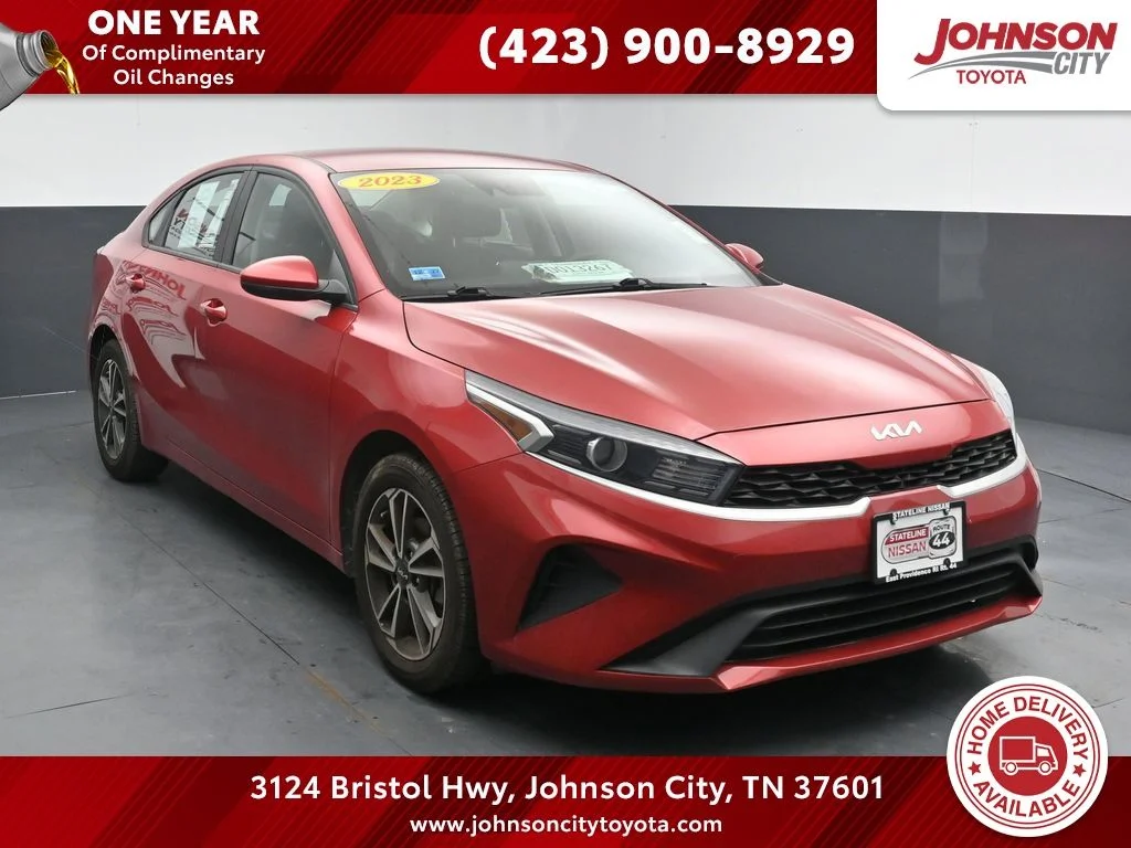 2023 Kia Forte LXS AT's photo