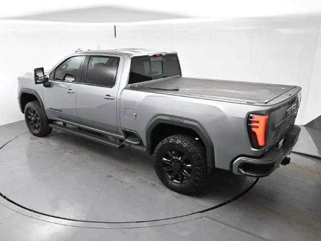 Used 2025 Sterling Metallic GMC AT4 image 35