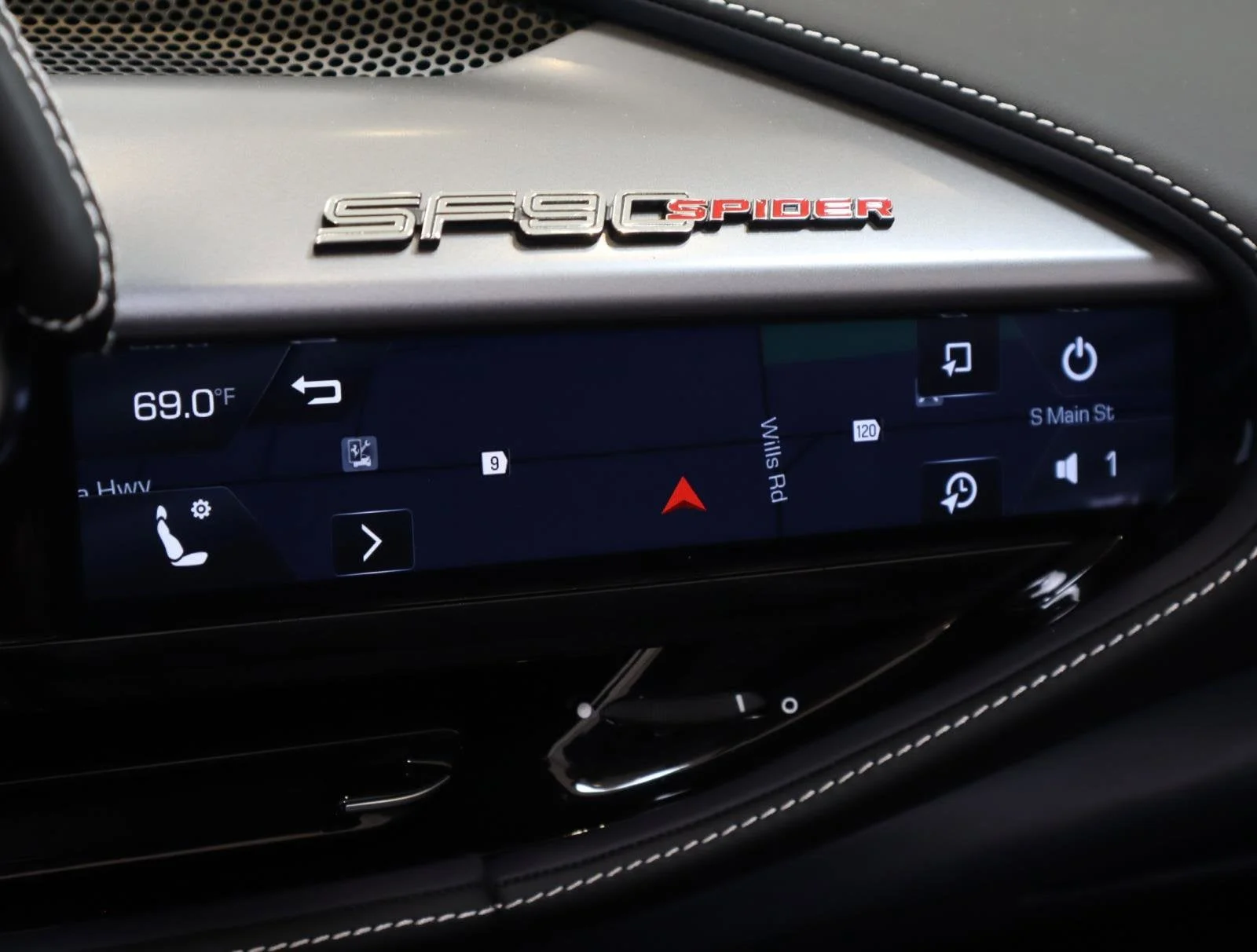 Certified Used 2025 Bianco Avus Ferrari  image 25
