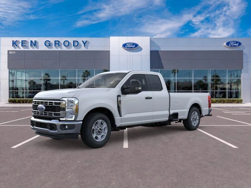New 2026 Oxford White Ford XLT image 16