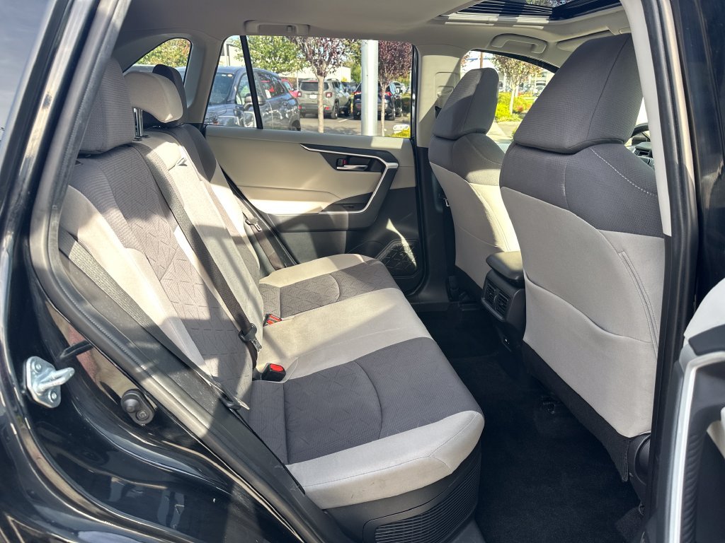 Used 2021 Midnight Black Metallic Toyota XLE image 15