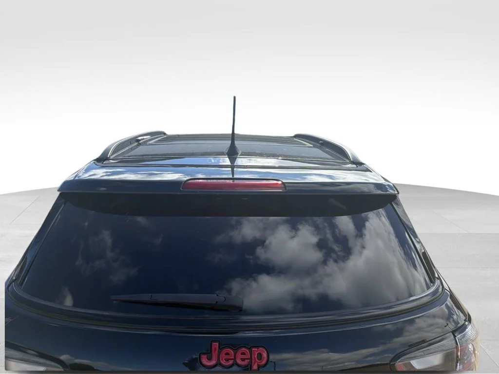 Used 2023 Black Jeep Limited image 15