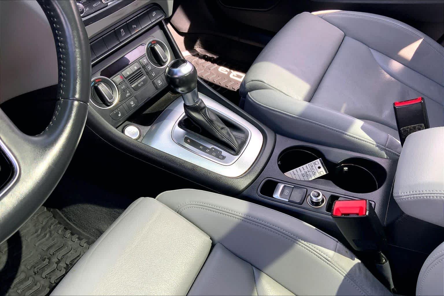Used 2018 Utopia Blue Metallic Audi Premium Plus image 17
