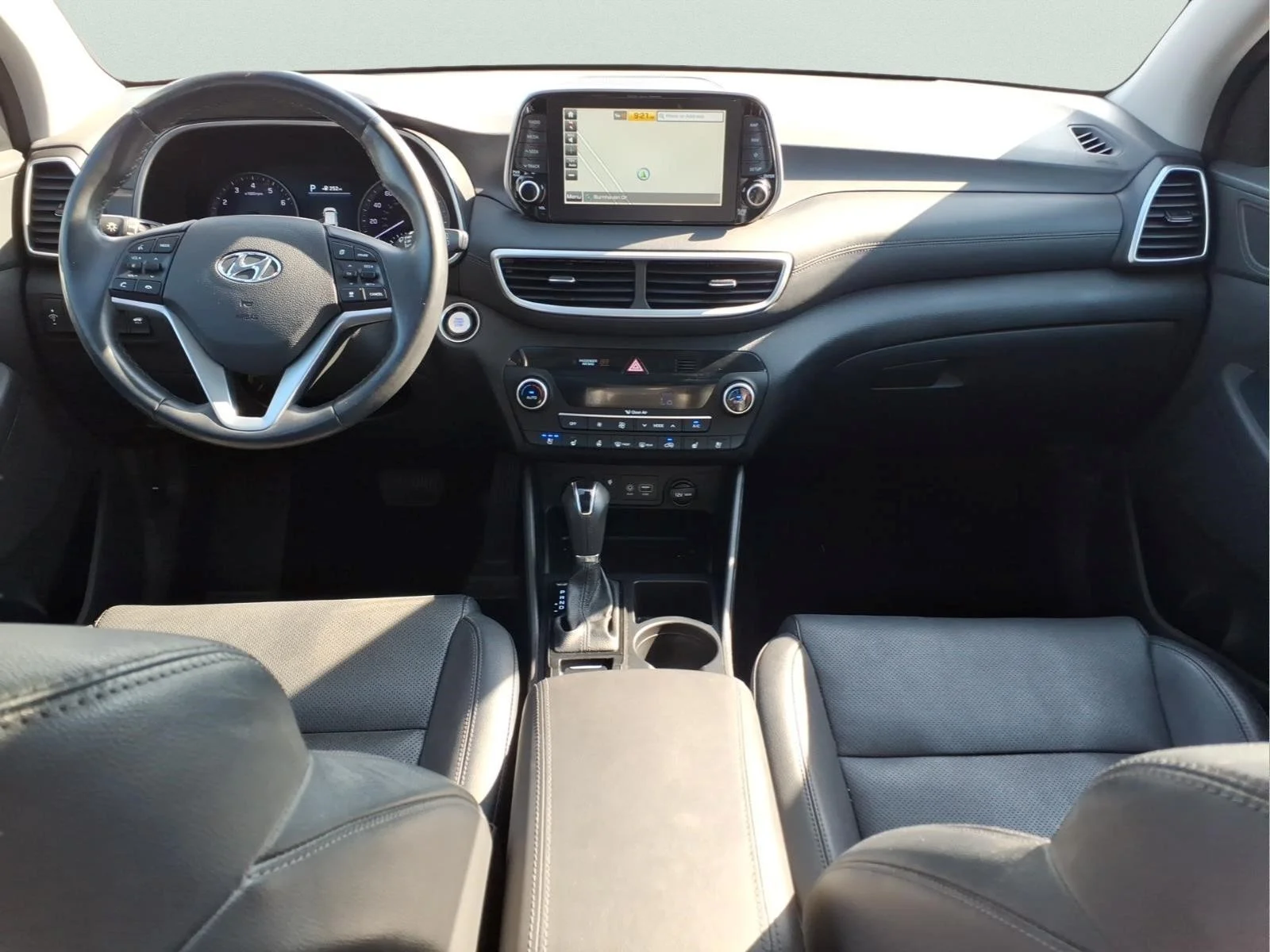 Used 2020 Black Hyundai Ultimate image 12