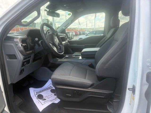 Certified Used 2024 Oxford White Ford XLT image 15