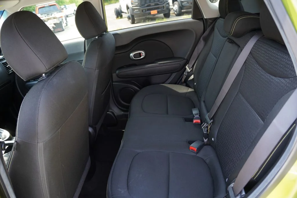 Used 2015 Alien II Kia Plus image 17
