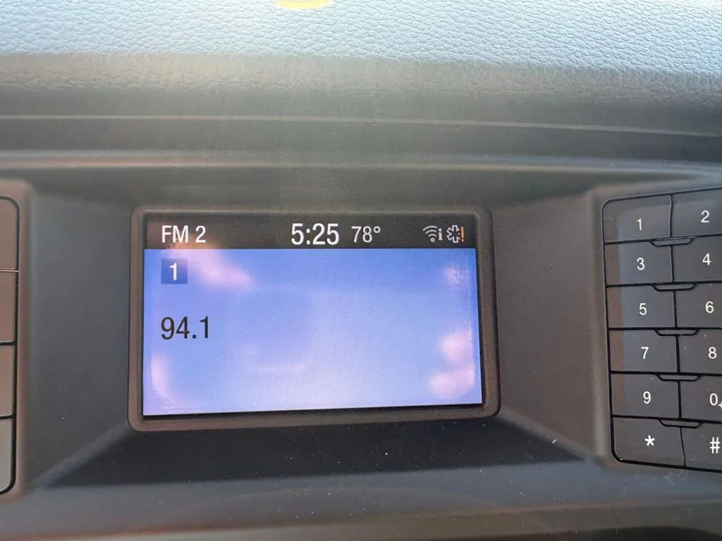 Used 2019 Gray Ford XL image 12
