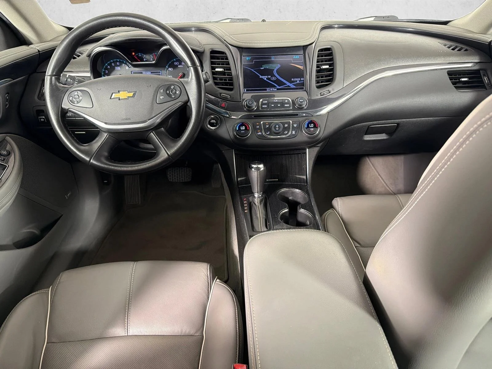 Used 2018 Beige Chevrolet Premier image 23