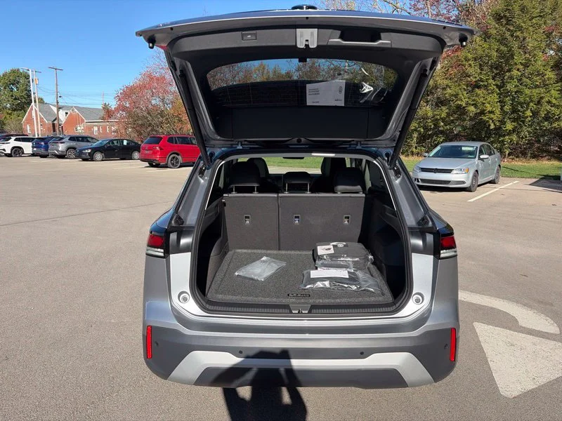 New 2027 Silver Volkswagen SE image 9