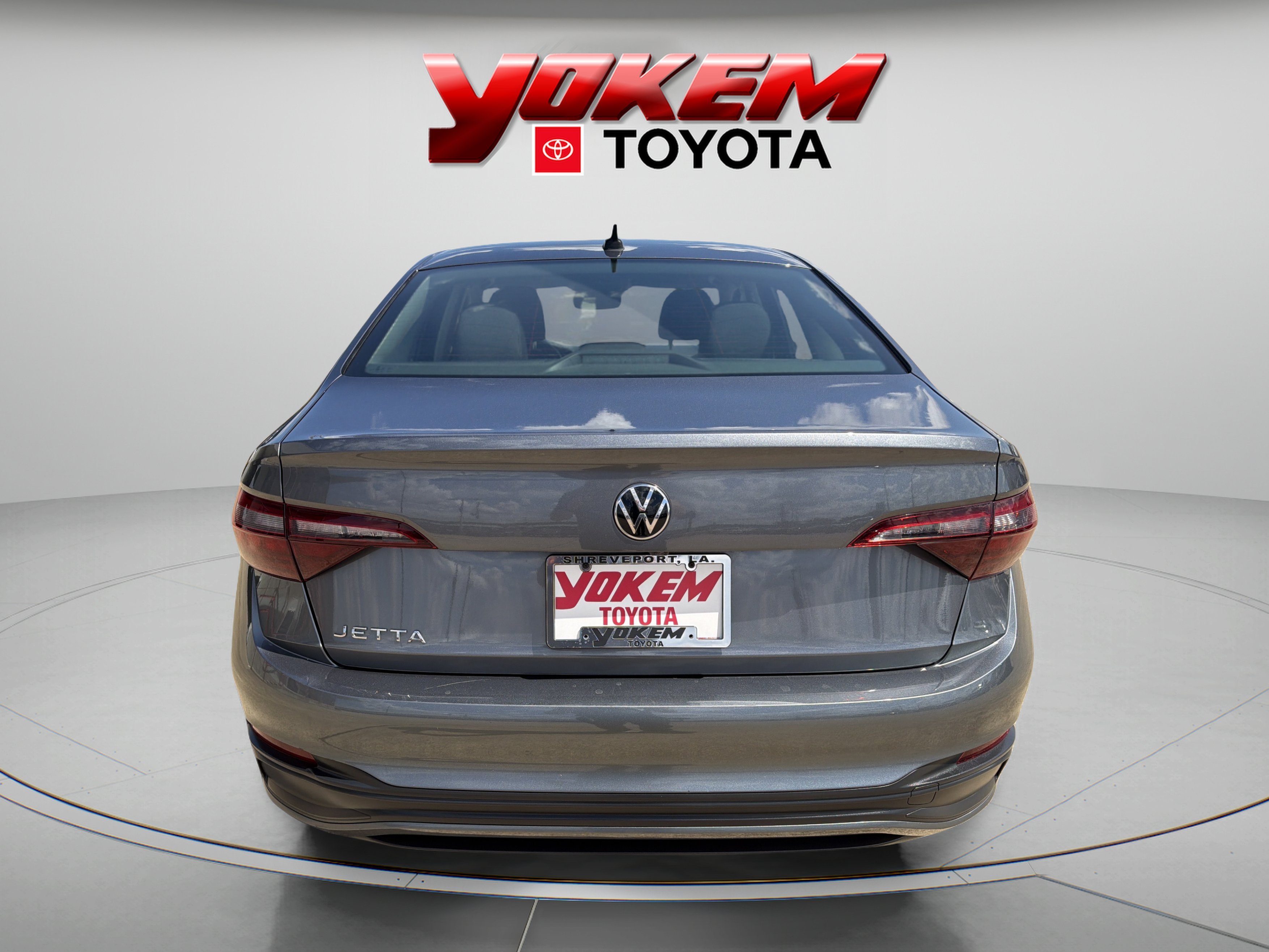 Used 2024 Gray Volkswagen S image 7