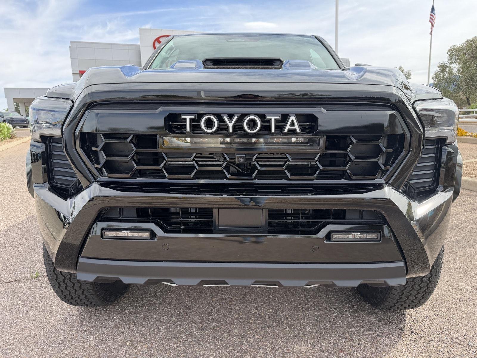 2026 Toyota Tacoma TRD Pro - Photo 11