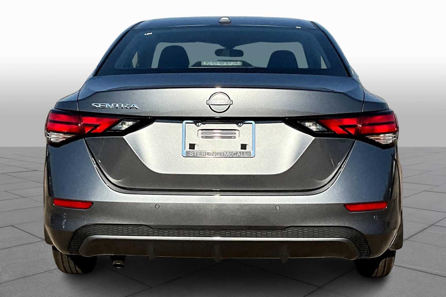 Used 2025 Gun Metallic Nissan SV image 4