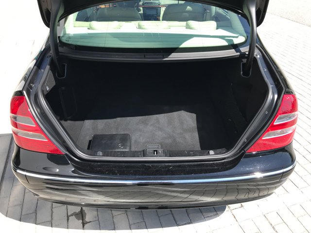 Used 2006 Black Mercedes-Benz 3.5L image 26