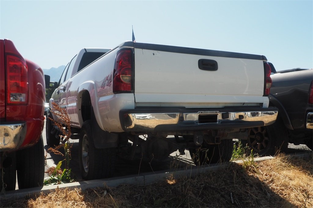 2003 Chevrolet Silverado 2500HD LT photo 4