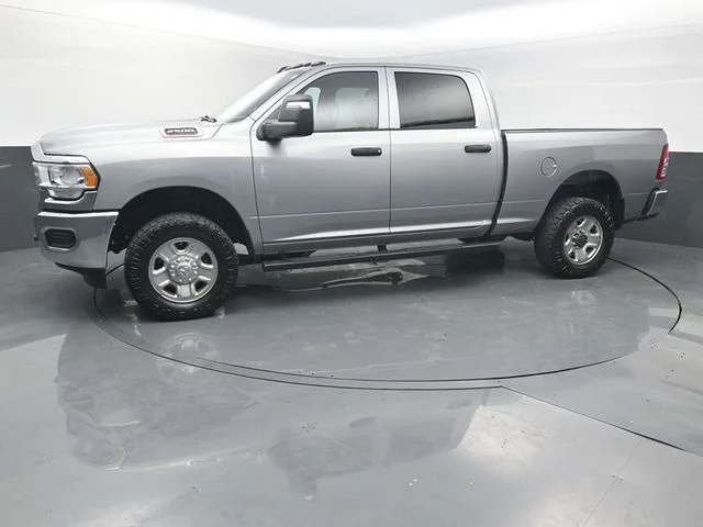 3C6UR5CJ0RG162879