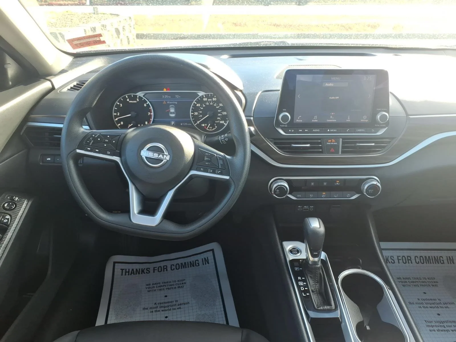 Used 2024 Scarlet Nissan 2.5 SV image 17