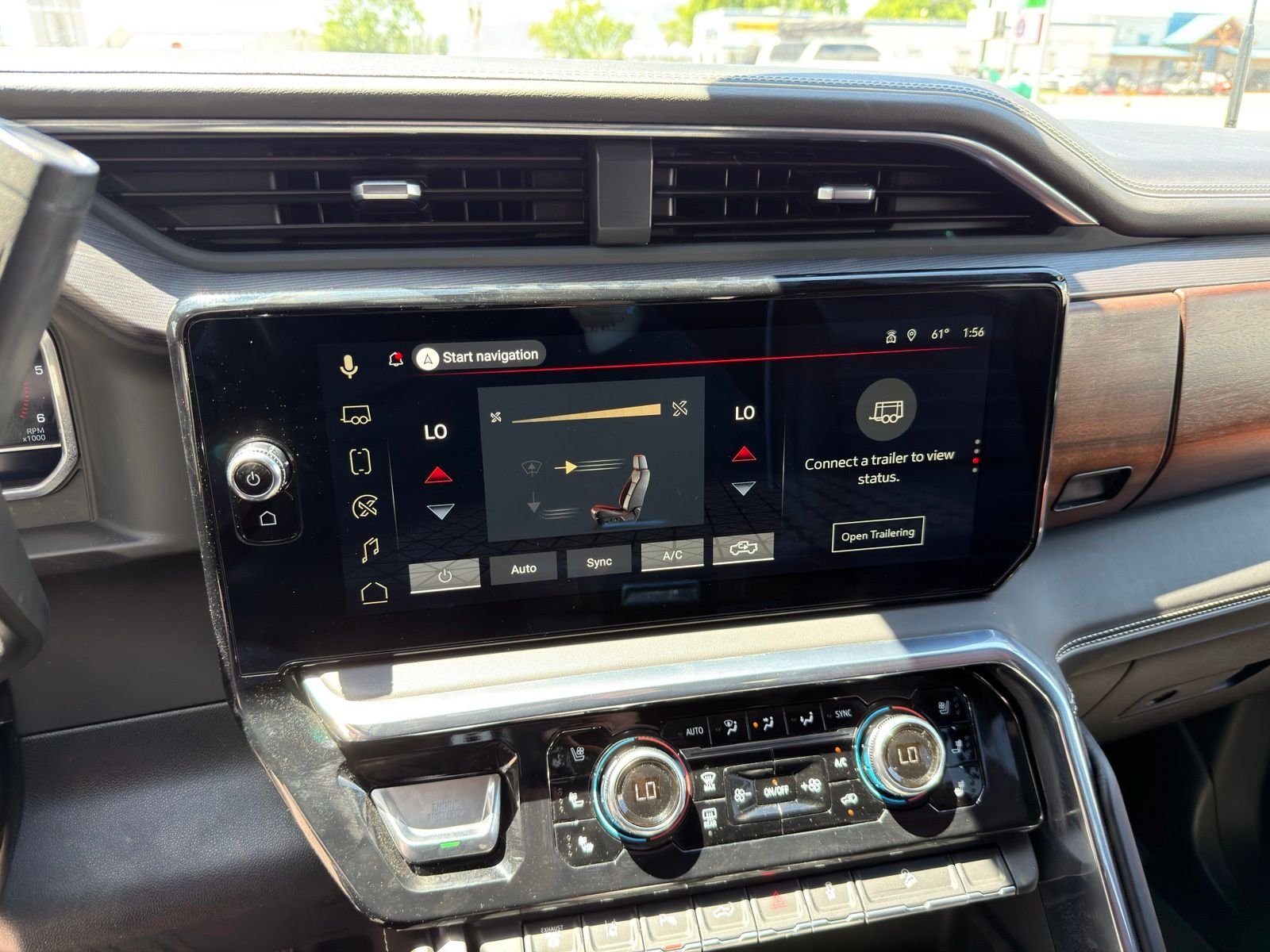 Used 2025 Onyx Black GMC Denali Ultimate image 25