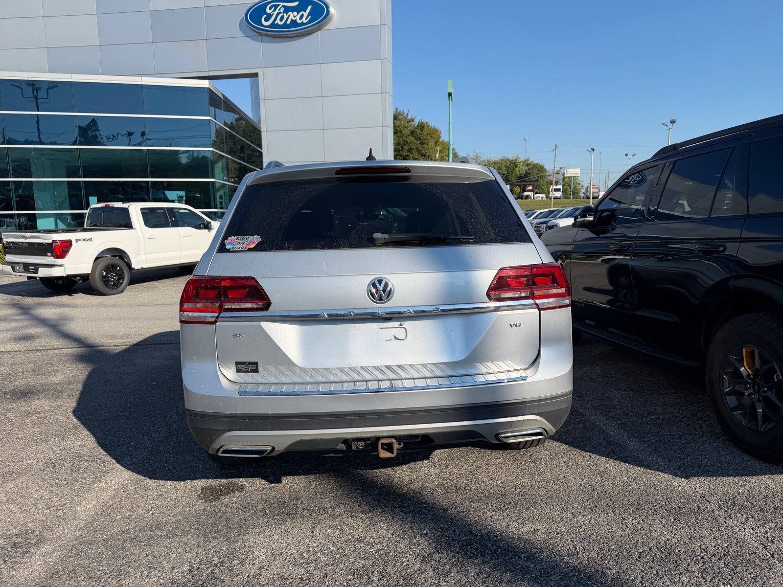 Used 2019 Silver Volkswagen 3.6L V6 SE image 5