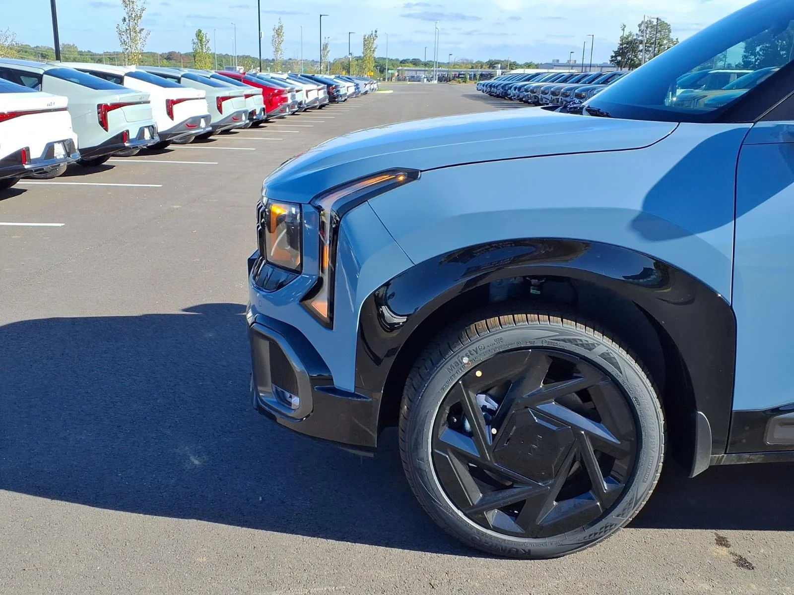 New 2027 Frost Blue Kia X-Line SX image 20