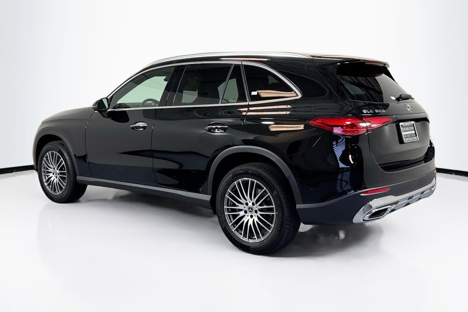 New 2026 Black Mercedes-Benz GLC 300 image 7