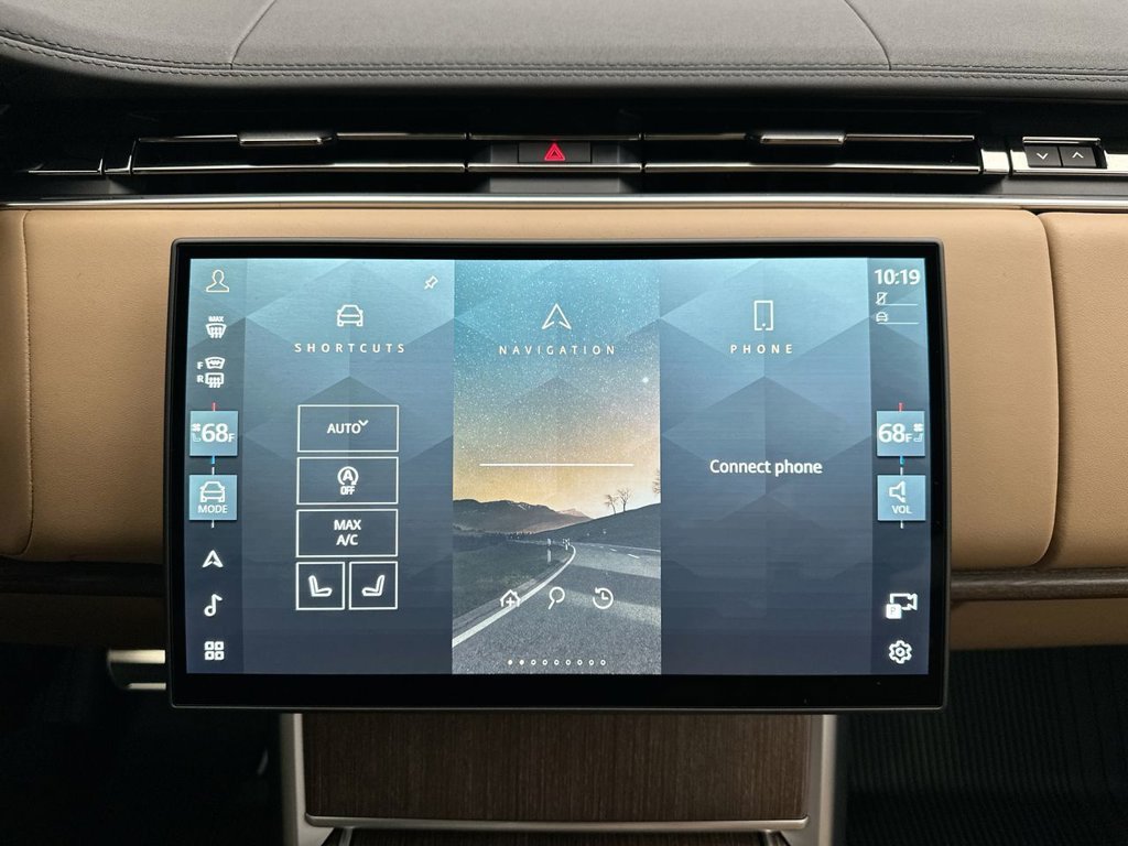 New 2026 Belgravia Green Metallic Land Rover SE image 13