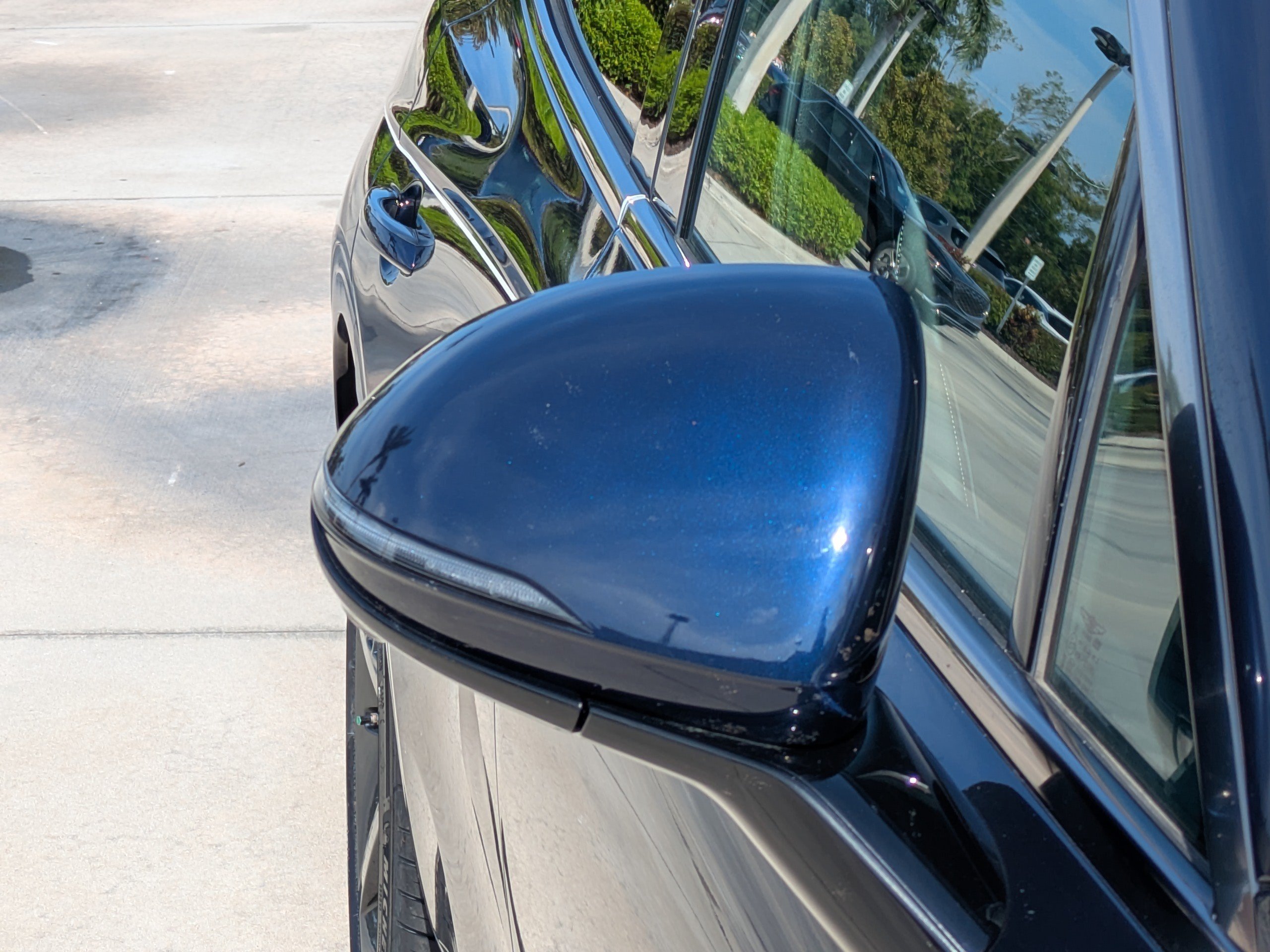 Used 2022 Adriatic Blue Genesis 3.5T SPORT image 8