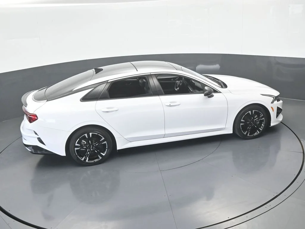 Used 2023 Glacial White Pearl Kia GT-Line image 50