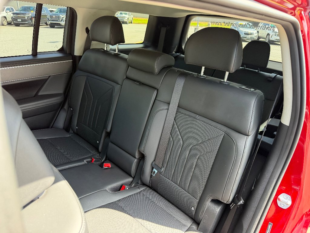 Used 2026 Red Hyundai SEL image 40