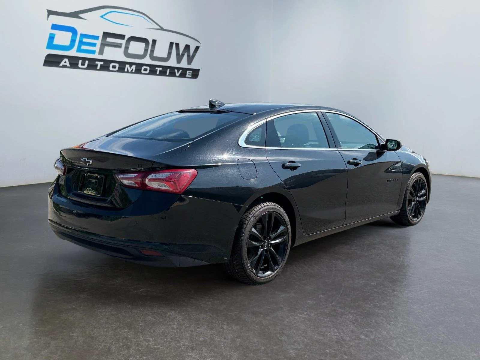Used 2024 Mosaic Black Metallic Chevrolet 1LT image 3