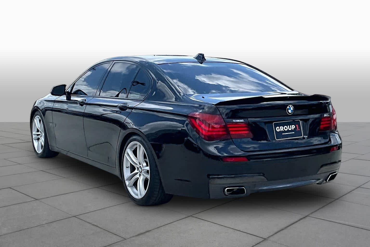 Used 2013 Black Sapphire Metallic BMW 740i image 10