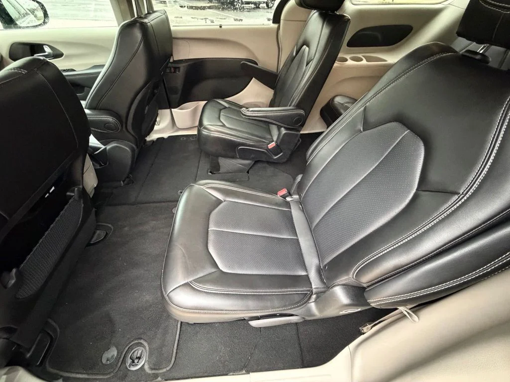 Used 2024 White Chrysler Touring L image 14