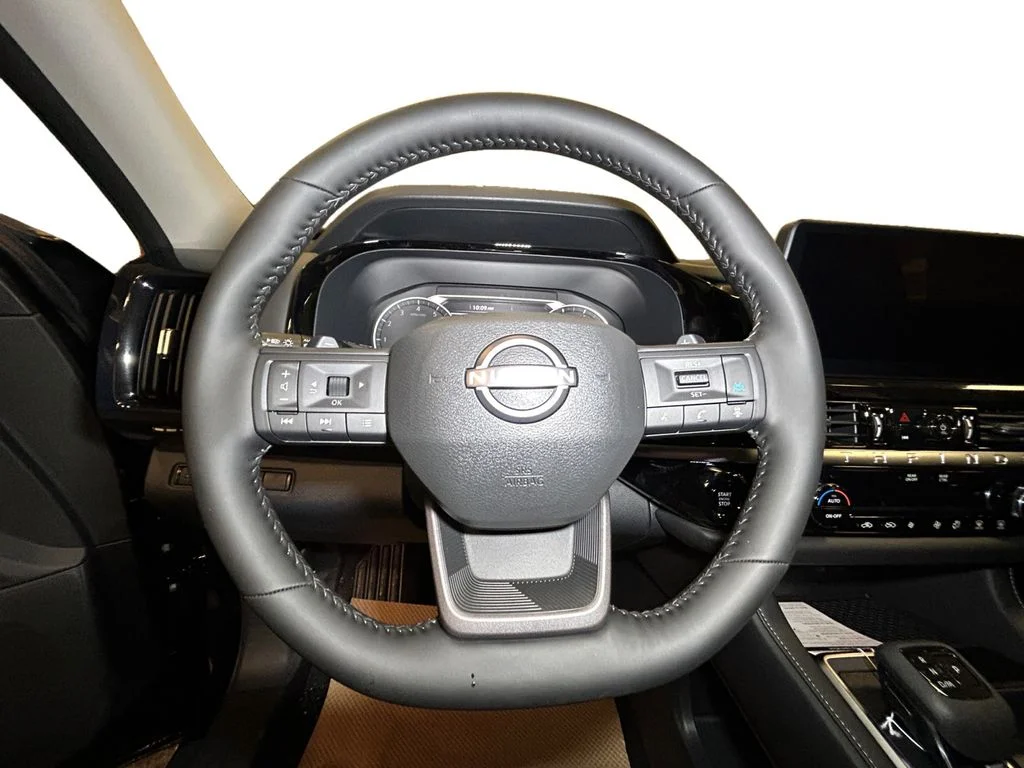 New 2026 Super Black Nissan SV image 12
